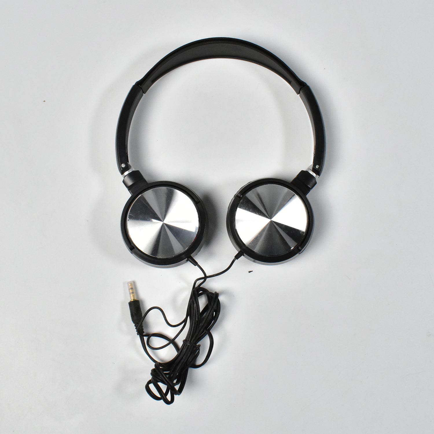 Wired headphones with mic