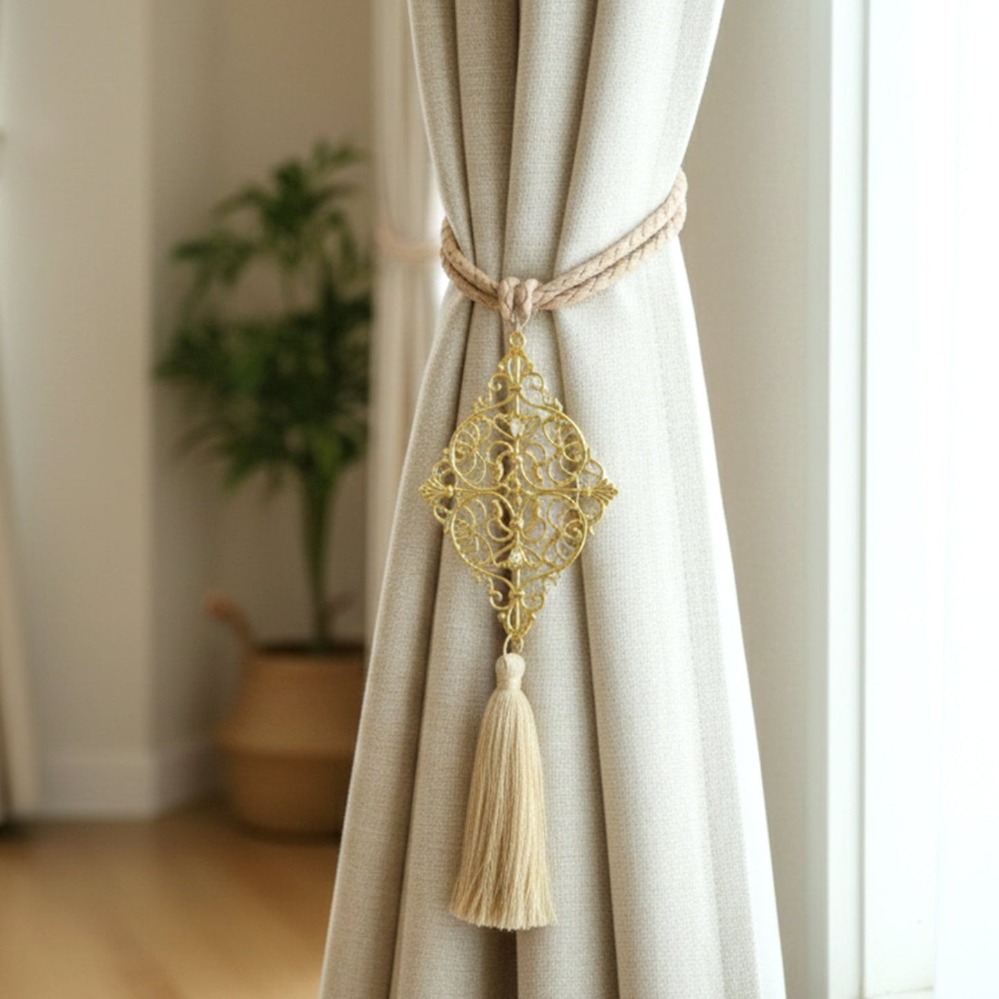 Curtain Tie