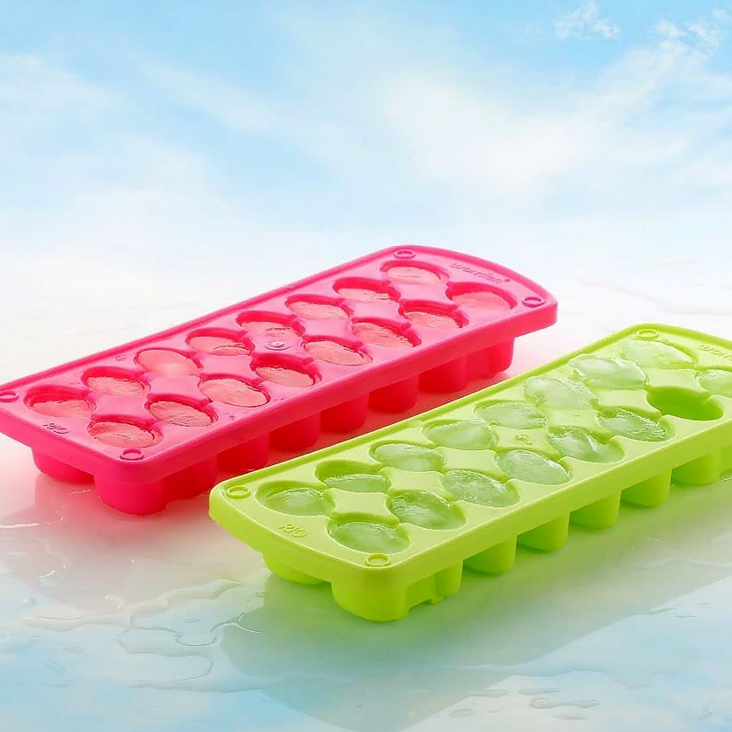 Plastic Ice Cube Tray- Cube Plastic Ice Cube Moulds & Tray with Flexible Ice Trays, Stackable Flexible & Twist Release Safe Ice Cube Molde