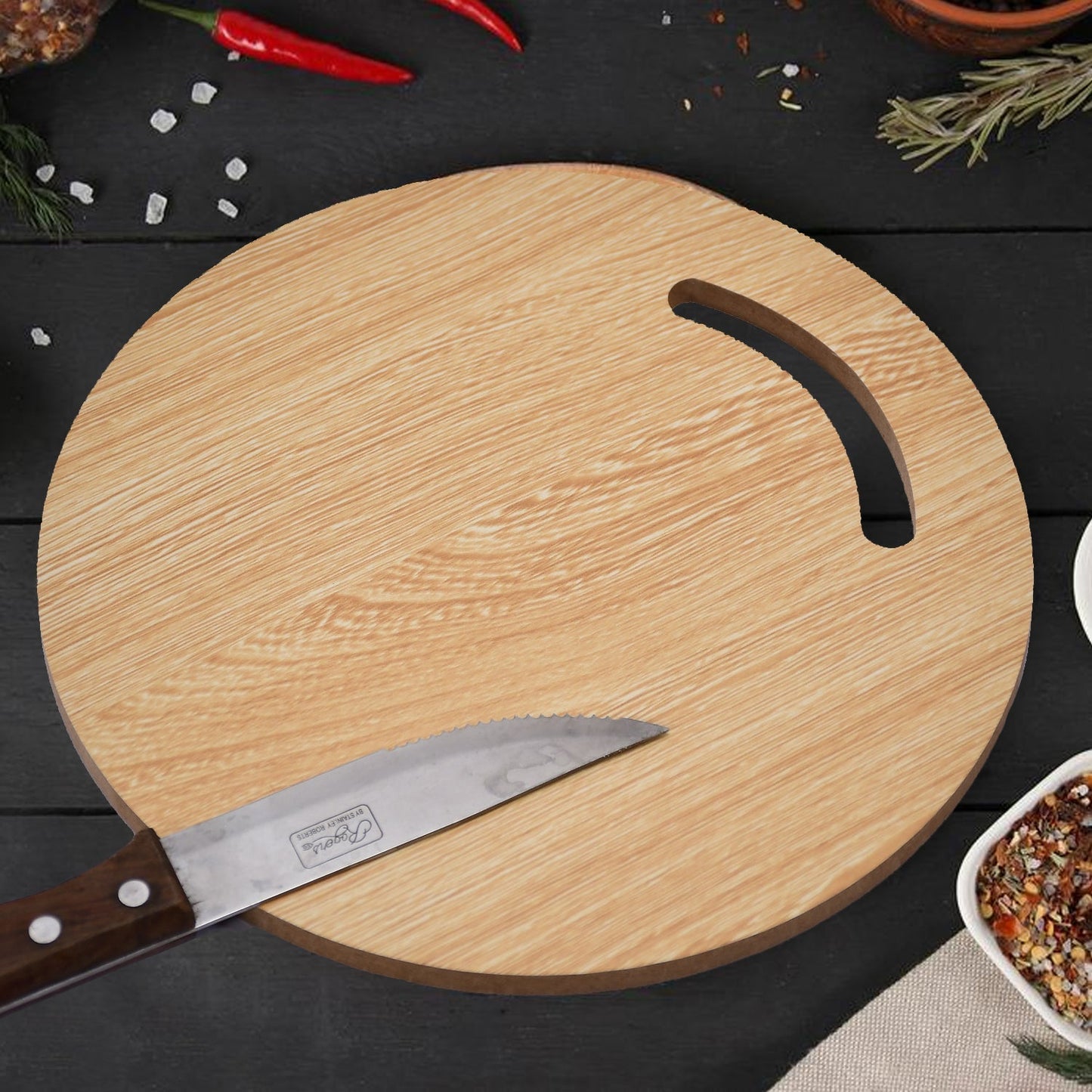 Wooden chopping board with juice groove