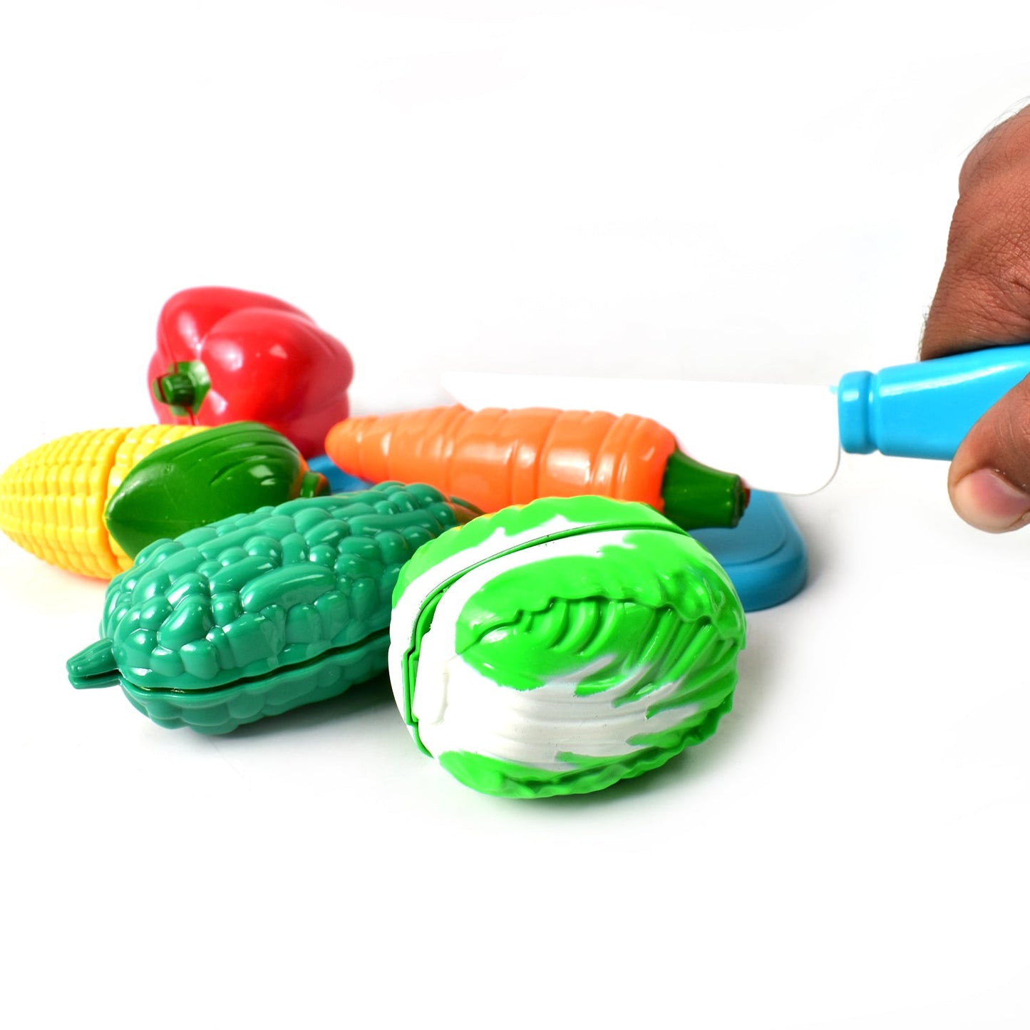 Realistic slice-able fruits and vegetables cut in 2 part play toy set