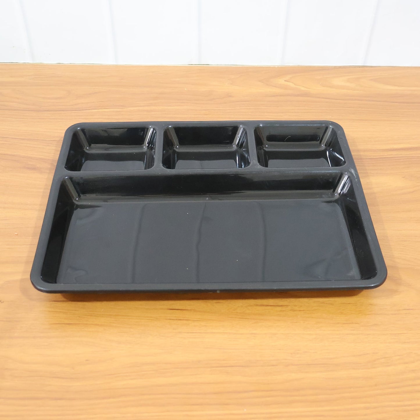 Plastic 4-Compartment Rectangular Meal Serving Tray – Sectioned Dining Plate (1 Pc)