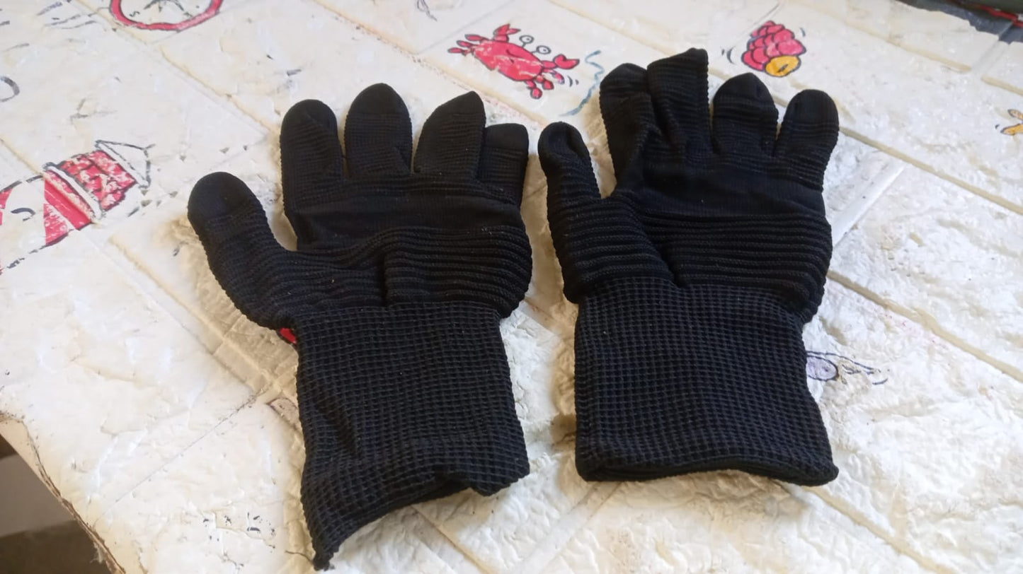 Protective gloves for cooking and grilling