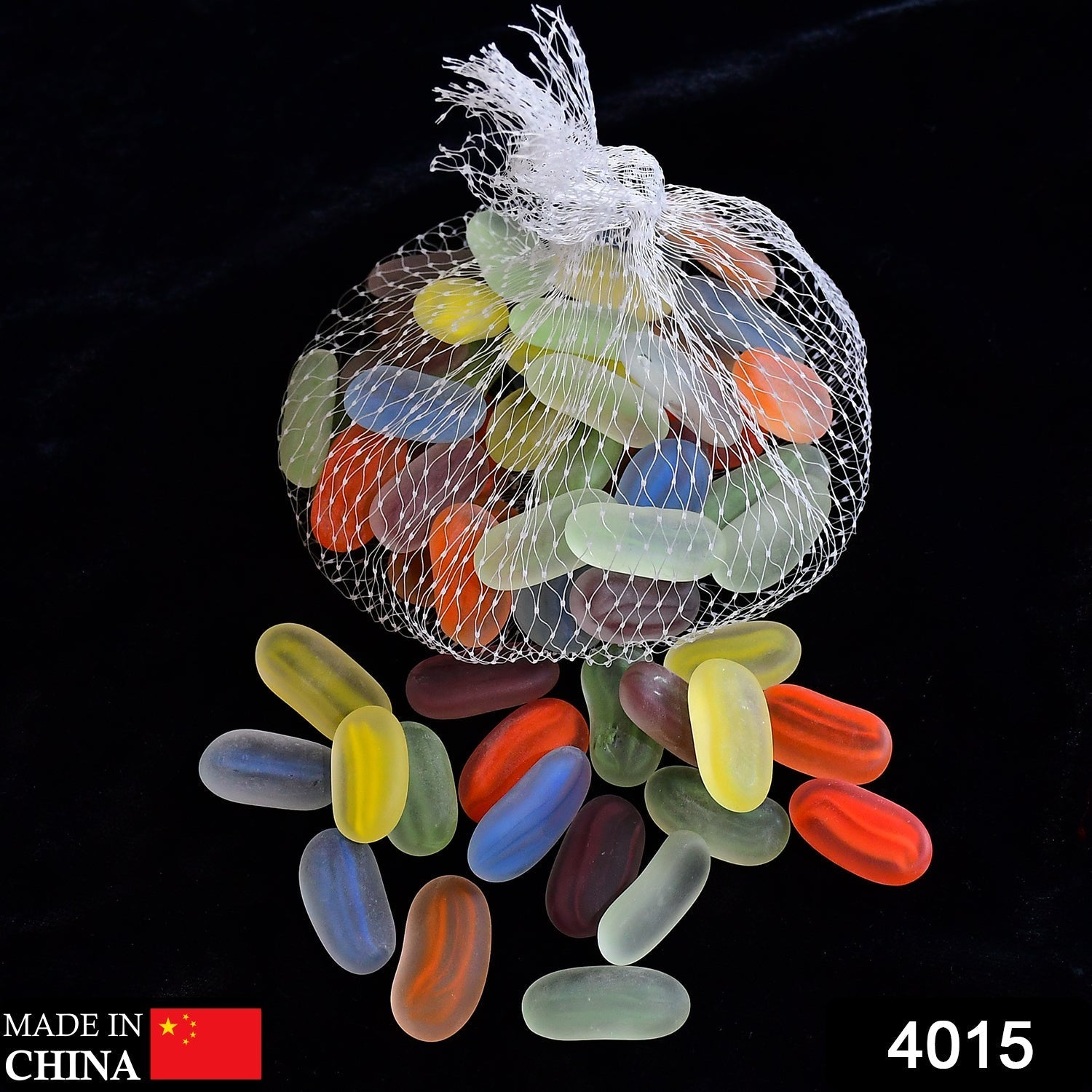 Glass pebbles for vase decoration