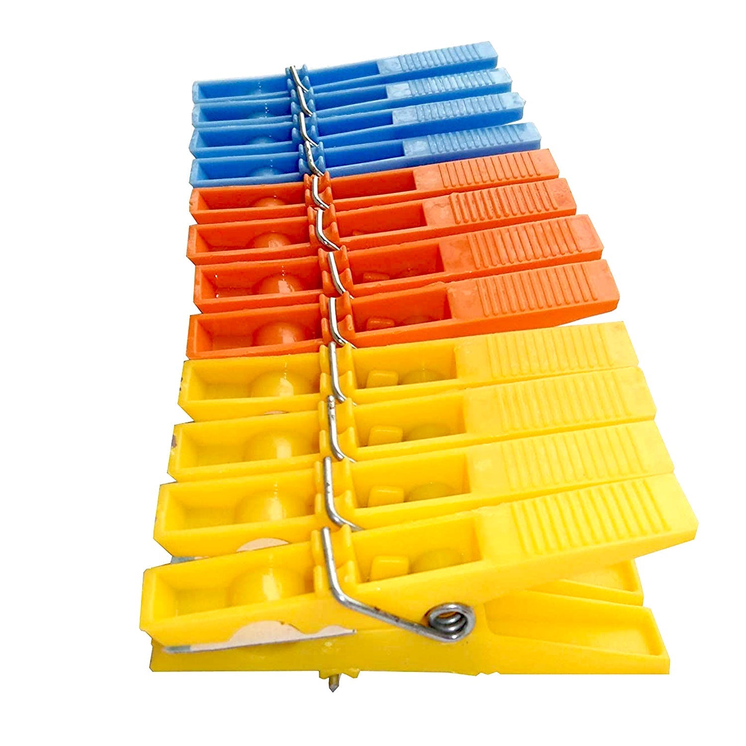 Durable plastic clips for cloth drying in assorted colors (12 pcs).