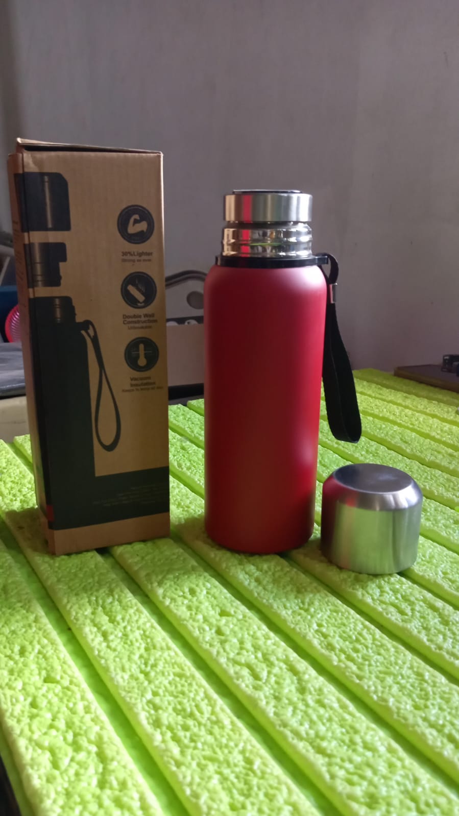 Stainless Steel Water Bottle, Fridge Water Bottle, Stainless Steel Water Bottle Leak Proof, Rust Proof, Cold & Hot Thermos steel Bottle| Leak Proof | Office Bottle | Gym | Home | Kitchen | Hiking | Trekking | Travel Bottle (Approx 600ML)