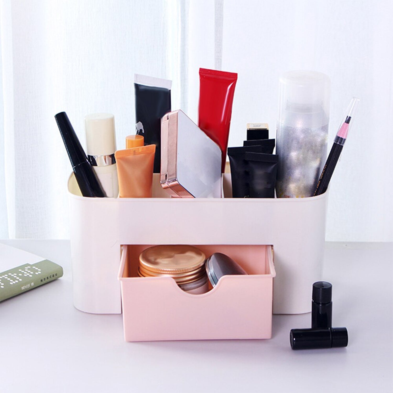 Versatile makeup box with compartments for easy organization of beauty items