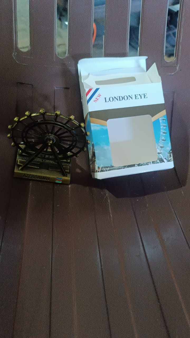 Metal Desktop Table Decoration Cabinet Wheel Tower (1 Pc)