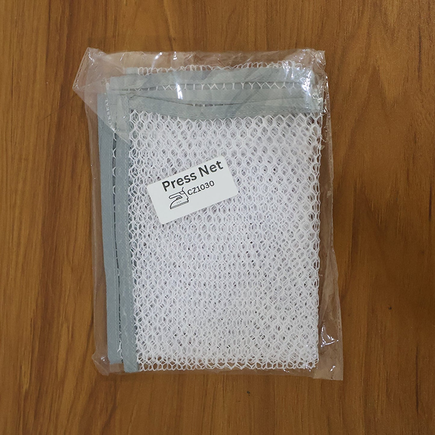 Large Ironing Press Net / Mesh Ironing Protector Cloth (67 x 50 Cm / 1 Pc)