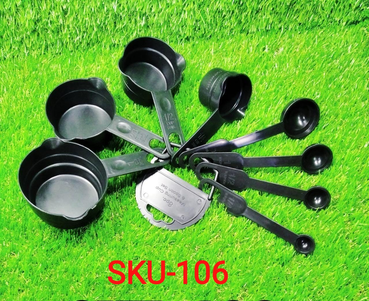 8-piece black plastic measuring set.